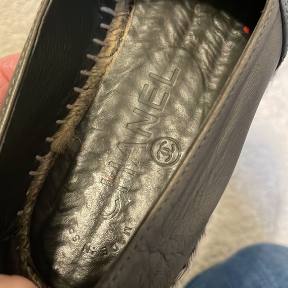 Authentic Chanel leather espadrilles, size 37 - Picture 9 of 11